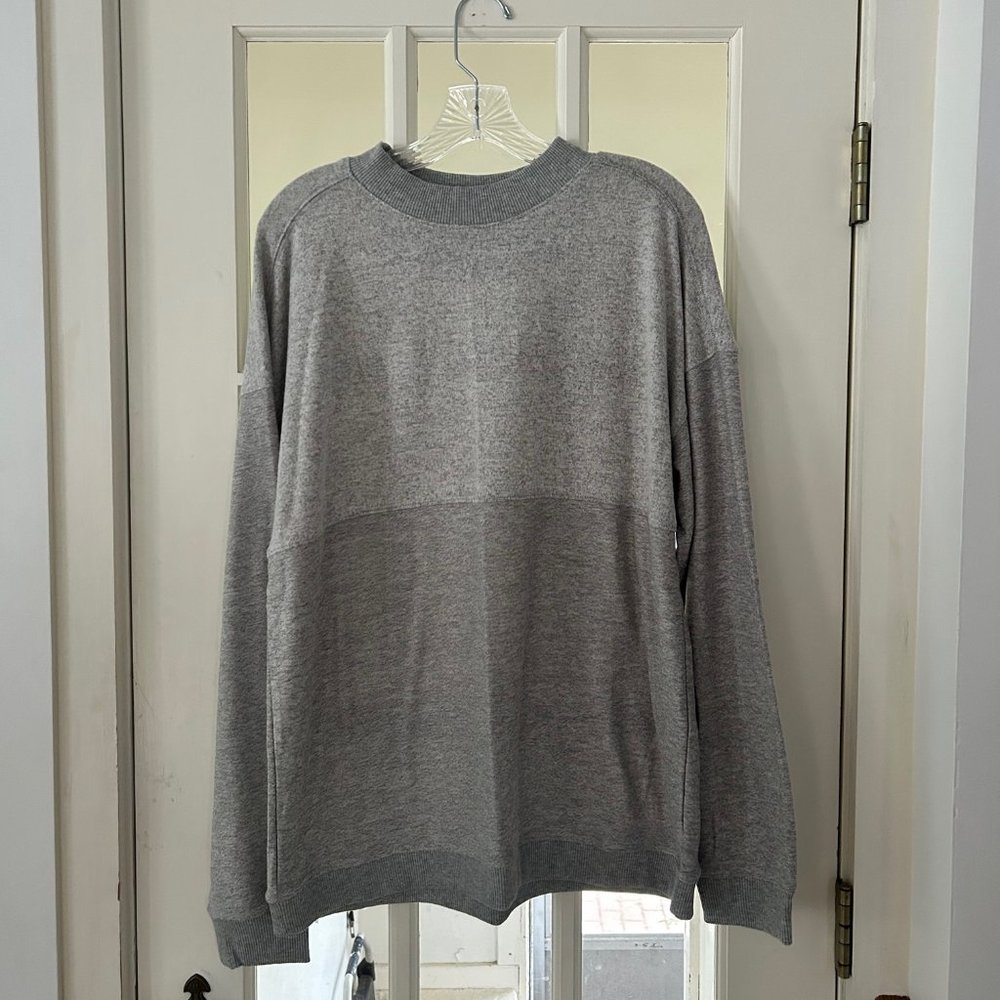 Men's Cozy Knit Long Sleeve Sweater - Light Heather Grey / M